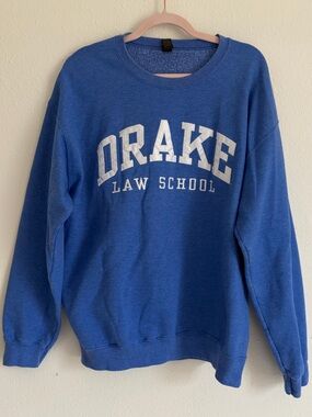 Blue Drake Law School Crewneck Sweatshirt Size Large Gildan Heavy blend Fabric